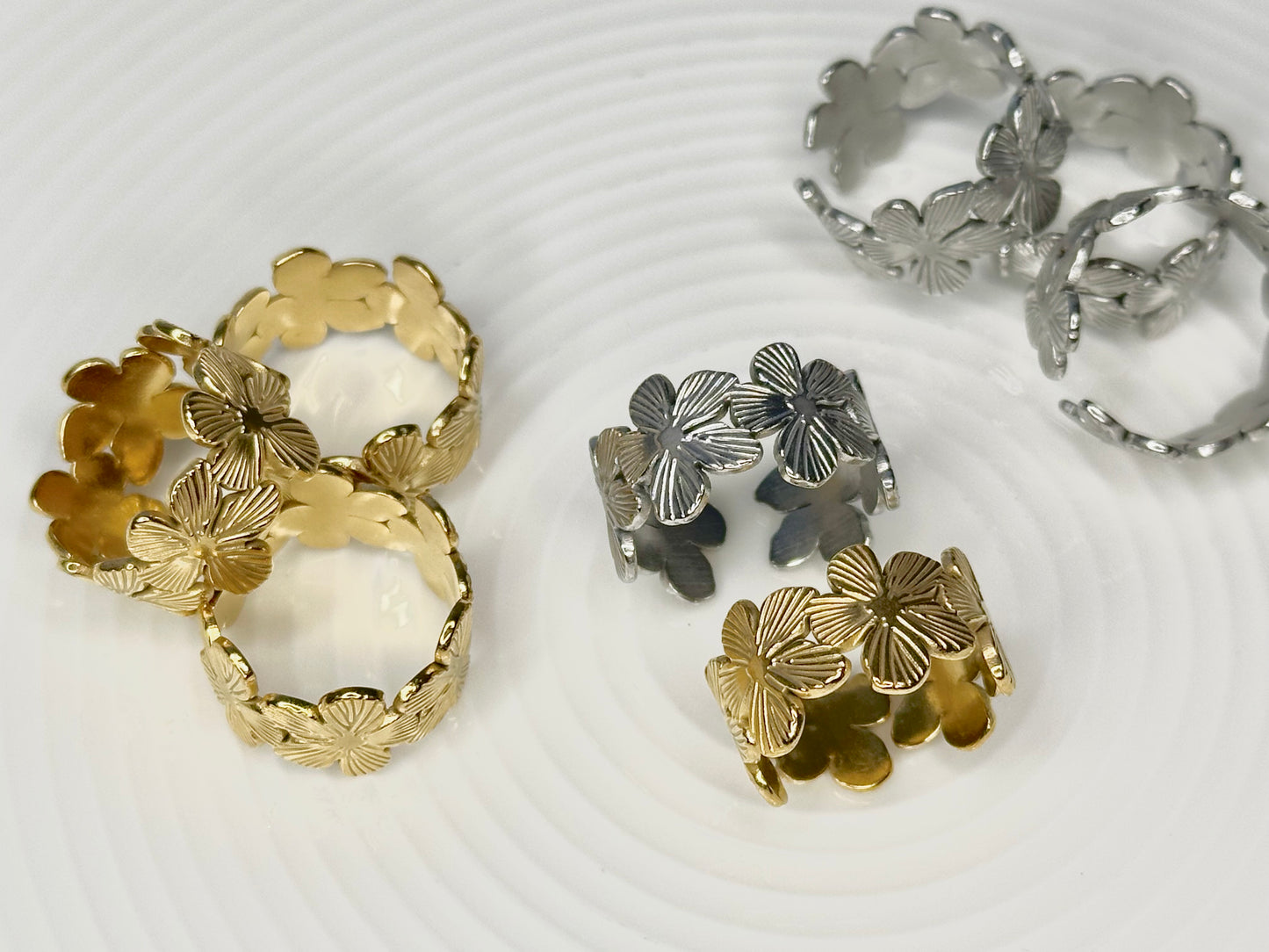 Flowers Band Ring