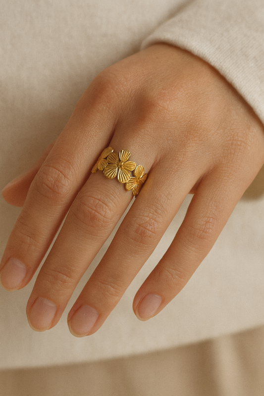 Flowers Band Ring