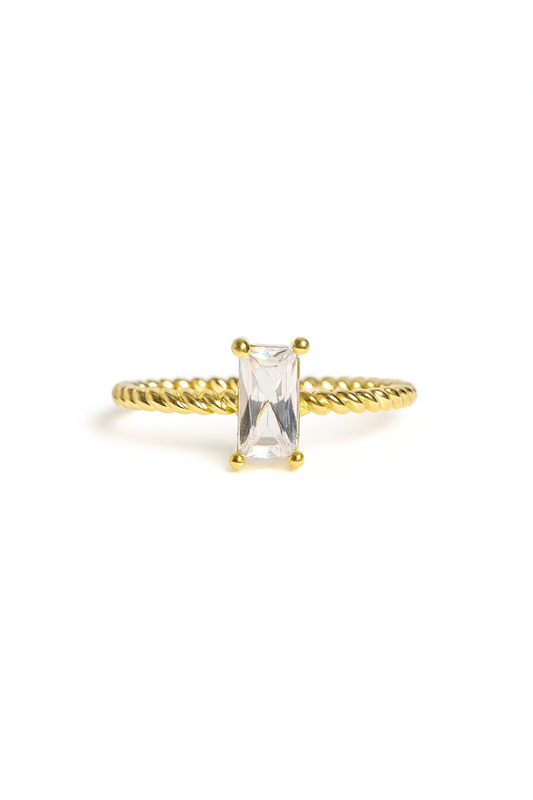Minimal Spark Solitaire Ring