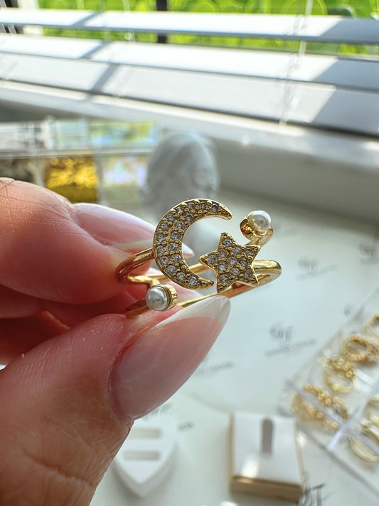 Moon & Star Ring