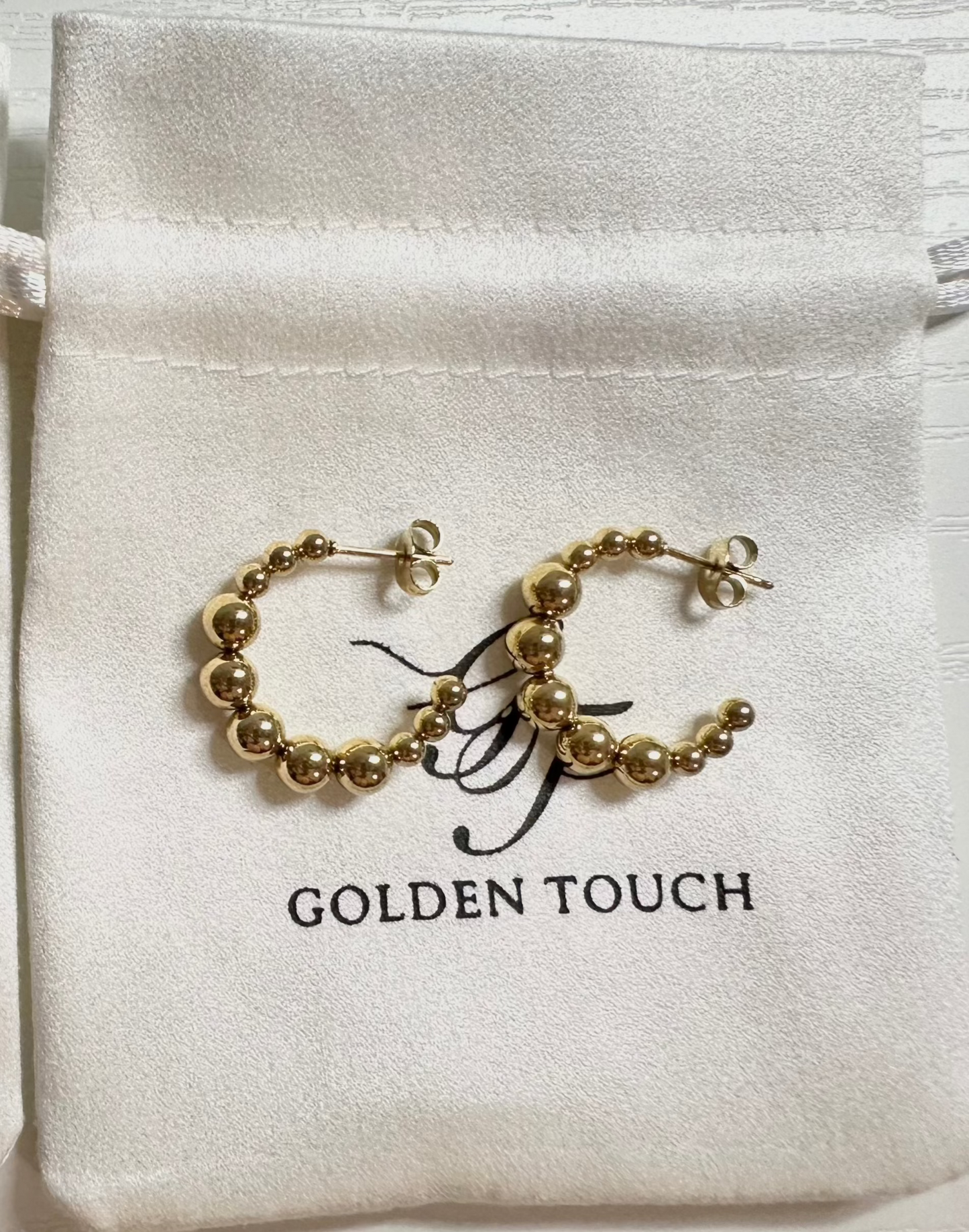 Elena Medium Hoops