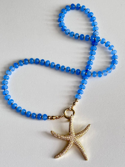 Ocean Blue Beaded Necklace with Gold Starfish Charm (Must-Have)