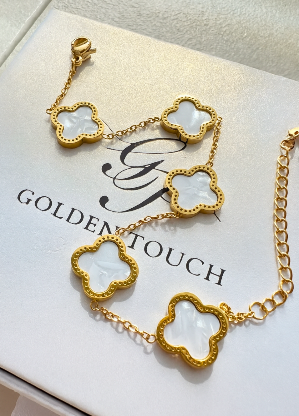 White Clover Chain Bracelet