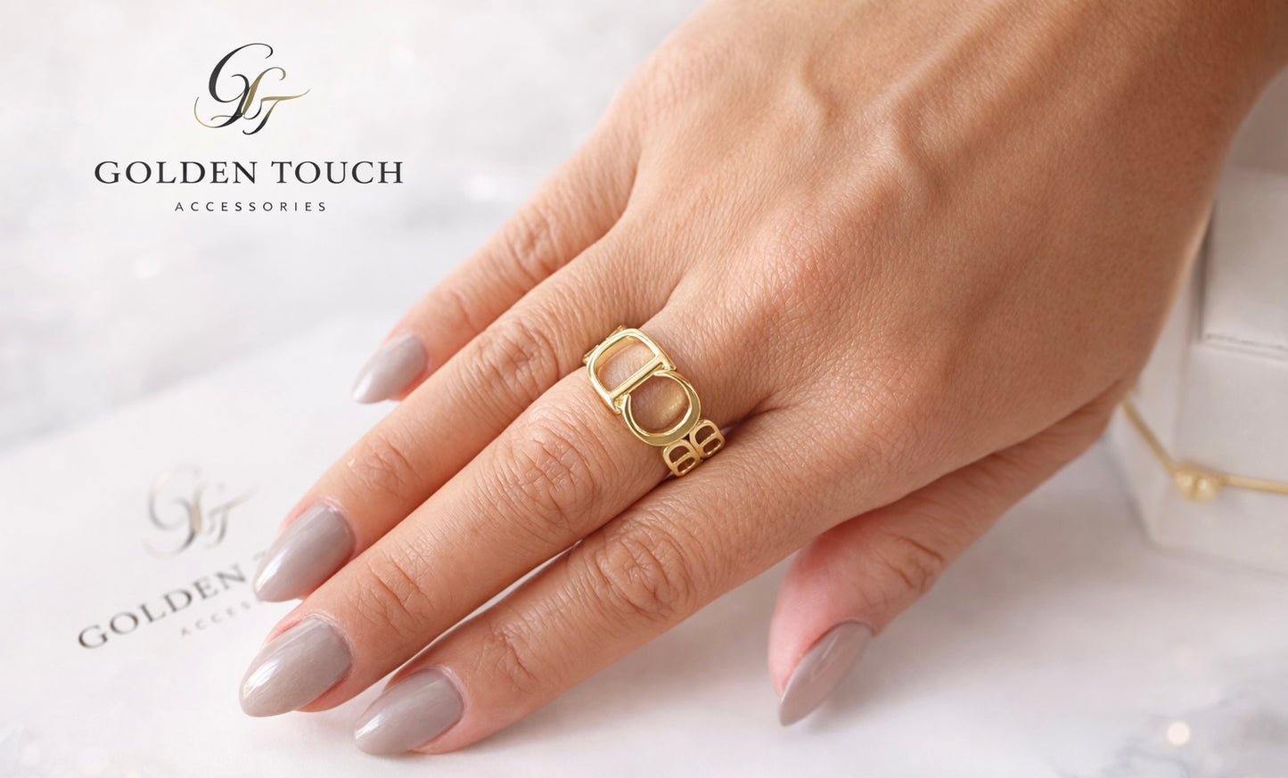 Contemporary Link Ring – Bold Band