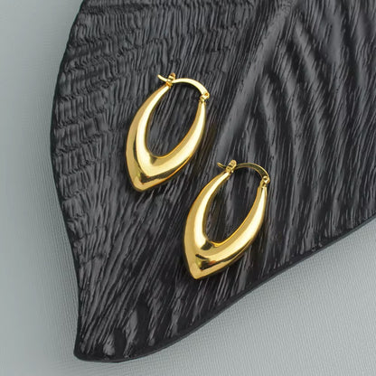 Sculpted Gold Teardrop Hoops