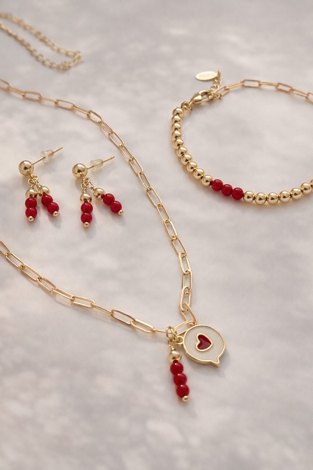 Scarlet Heart Gold Jewelry Set – Necklace, Bracelet & Earrings