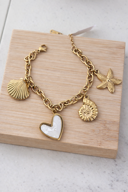 Beachside Heart & Shell Charm Bracelet