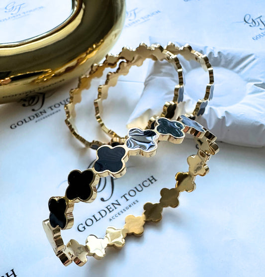 Amanda Bangle